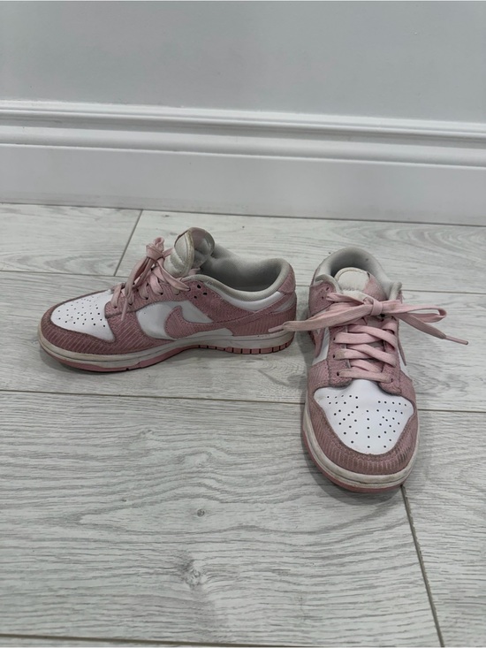 Nike Shoes - Nike Women’s Low-Top Sneakers in White and Light Pink